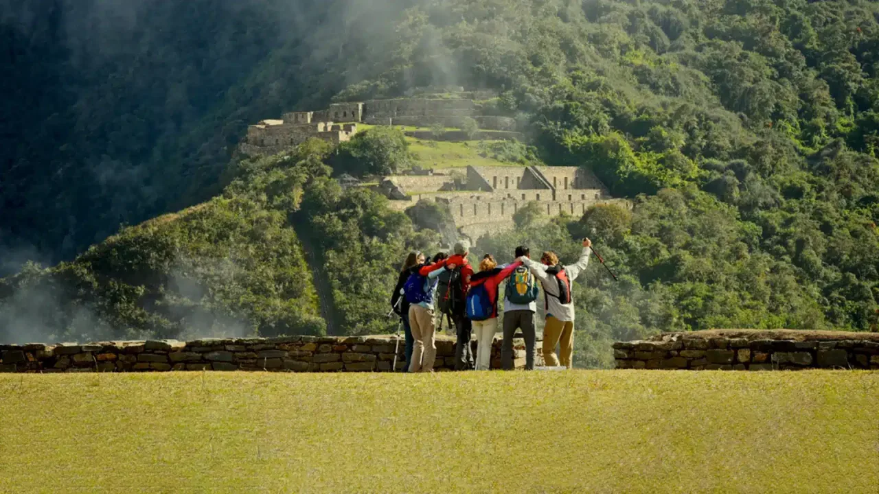 CHOQUEQUIRAO RUTA A MACHU PICCHU 8 DÍAS