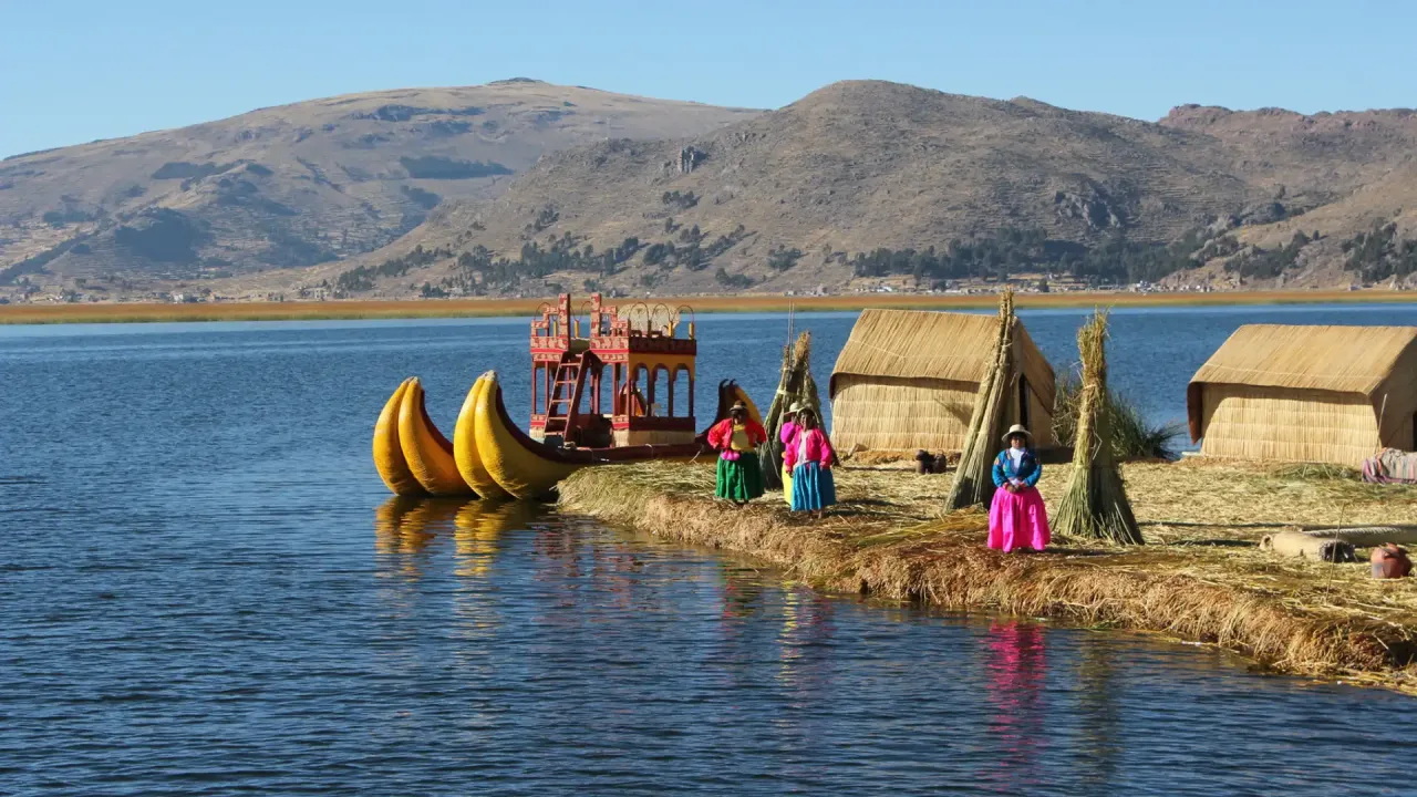 PUNO LAGO TITICACA TOUR 01 DÍA