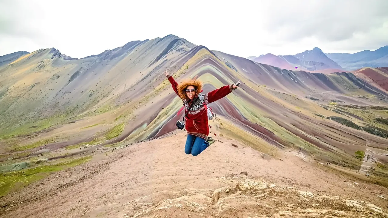 TOUR PERU MACHU PICCHU Y MONTAÑA 7 COLORES 2D/1N