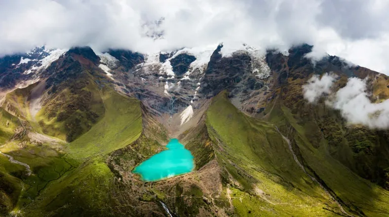 Cusco evalúa cerrar la ruta hacia la laguna Humantay tras desprendimiento de hielo provocado por sismo